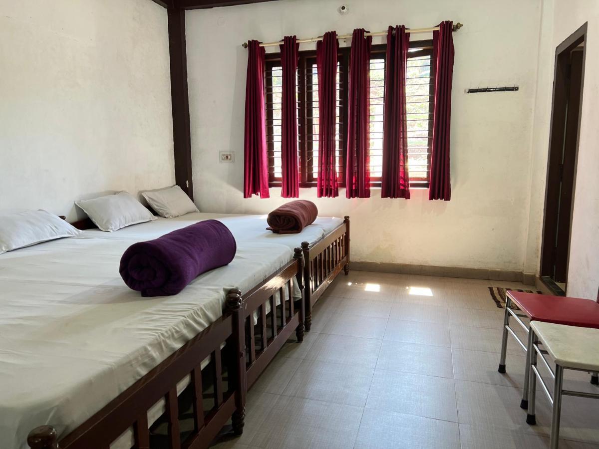 Hotel Caveri Inn 马迪凯里 外观 照片
