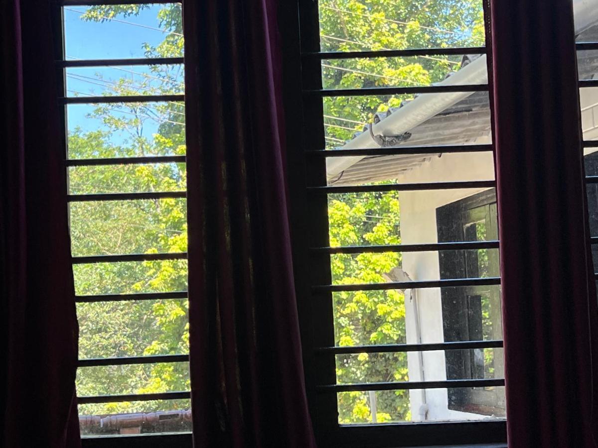 Hotel Caveri Inn 马迪凯里 外观 照片